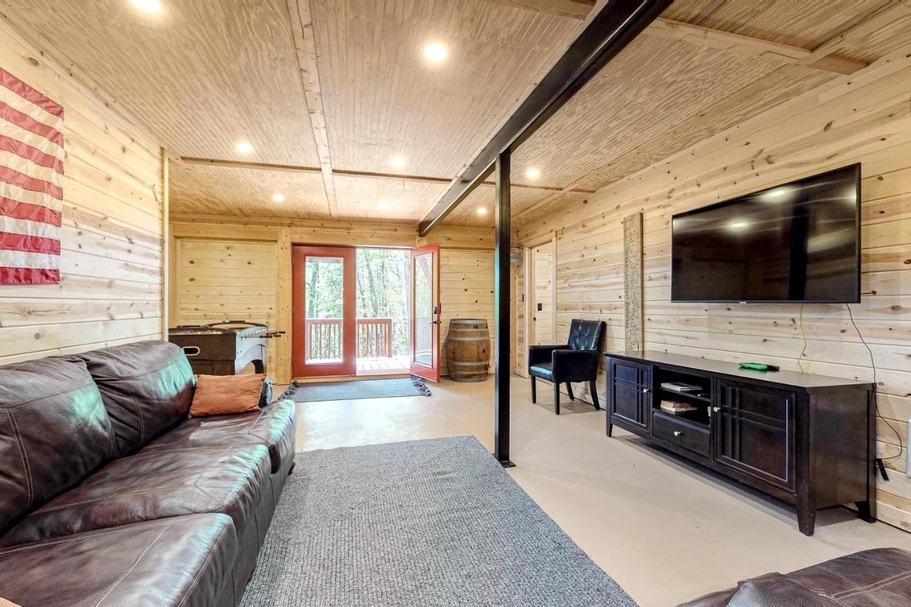 Alpine Chalet Villa Helen Exterior photo